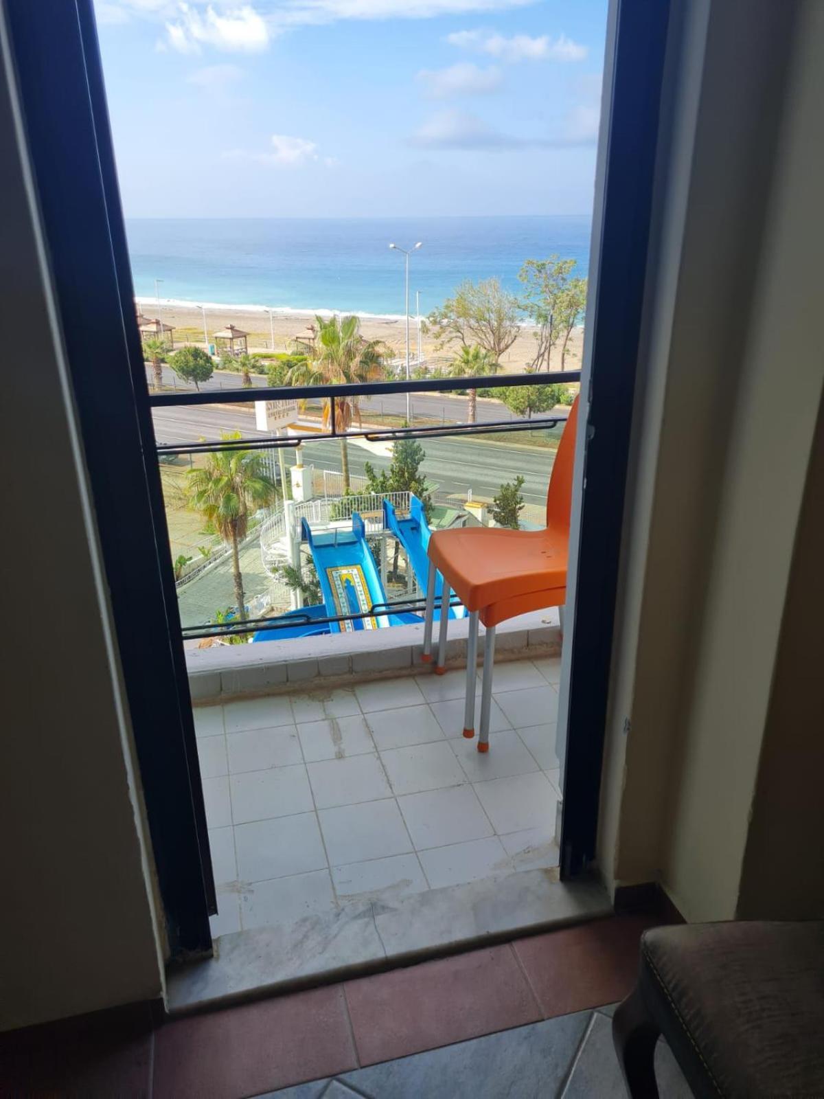 Sun Fire Beach Hotel Аланя Екстериор снимка