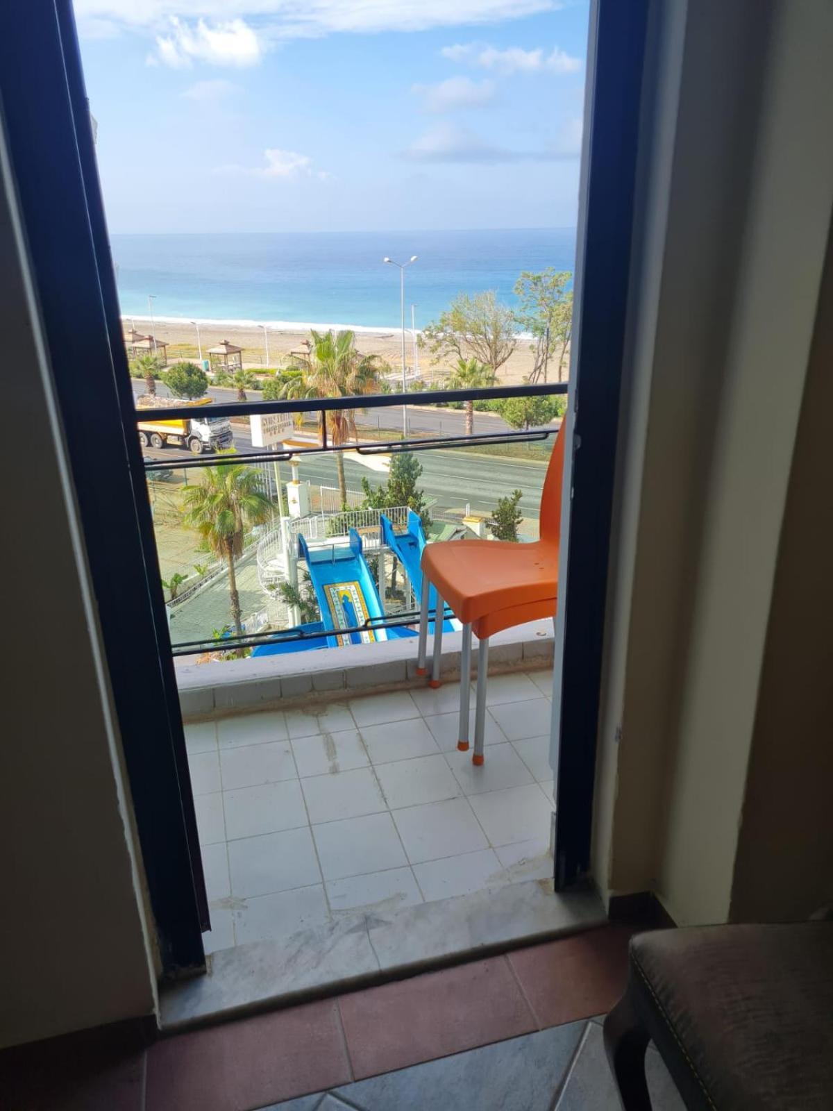 Sun Fire Beach Hotel Аланя Екстериор снимка
