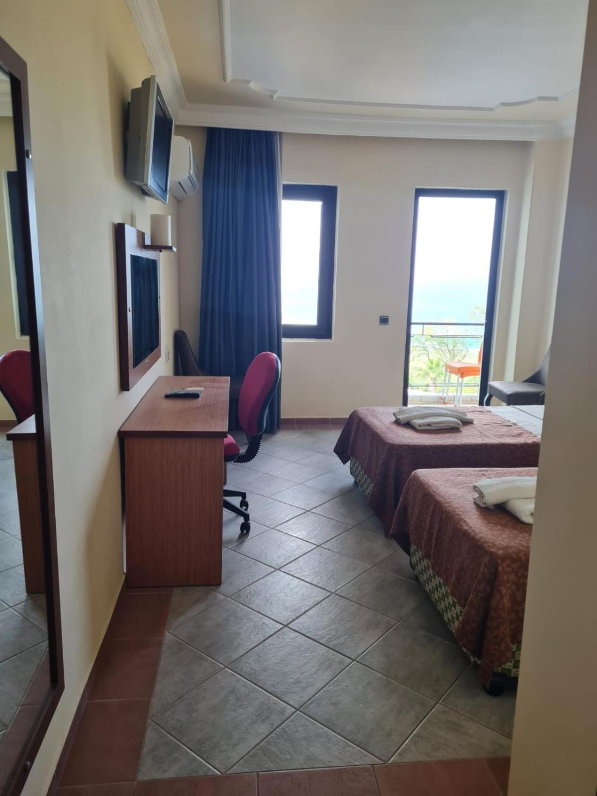 Sun Fire Beach Hotel Аланя Екстериор снимка